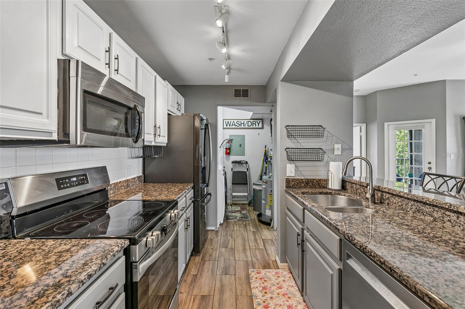 420 Summit Ridge Pl #314 Property Photo 12