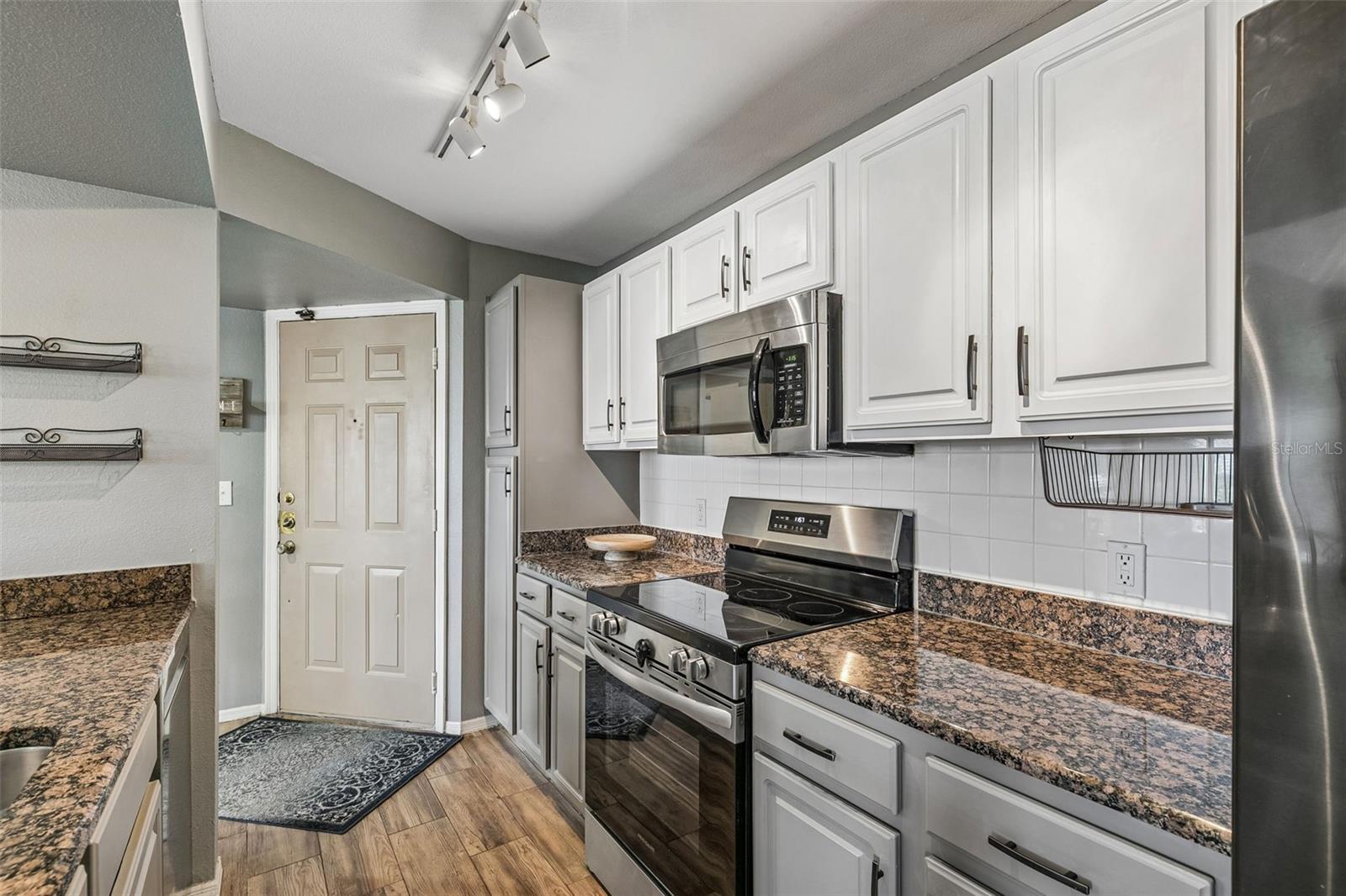 420 Summit Ridge Pl #314 Property Photo 13