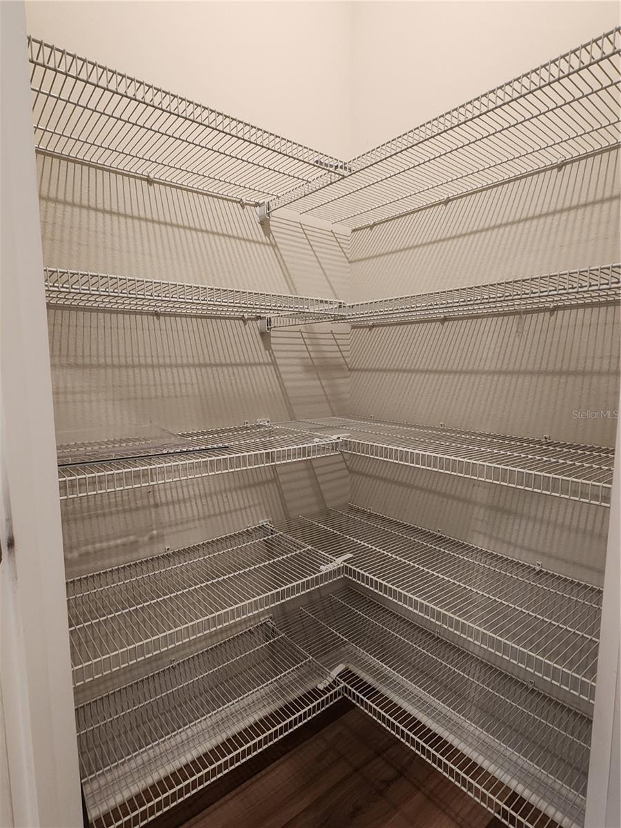 15102 Stuttgart Aly Property Photo 8