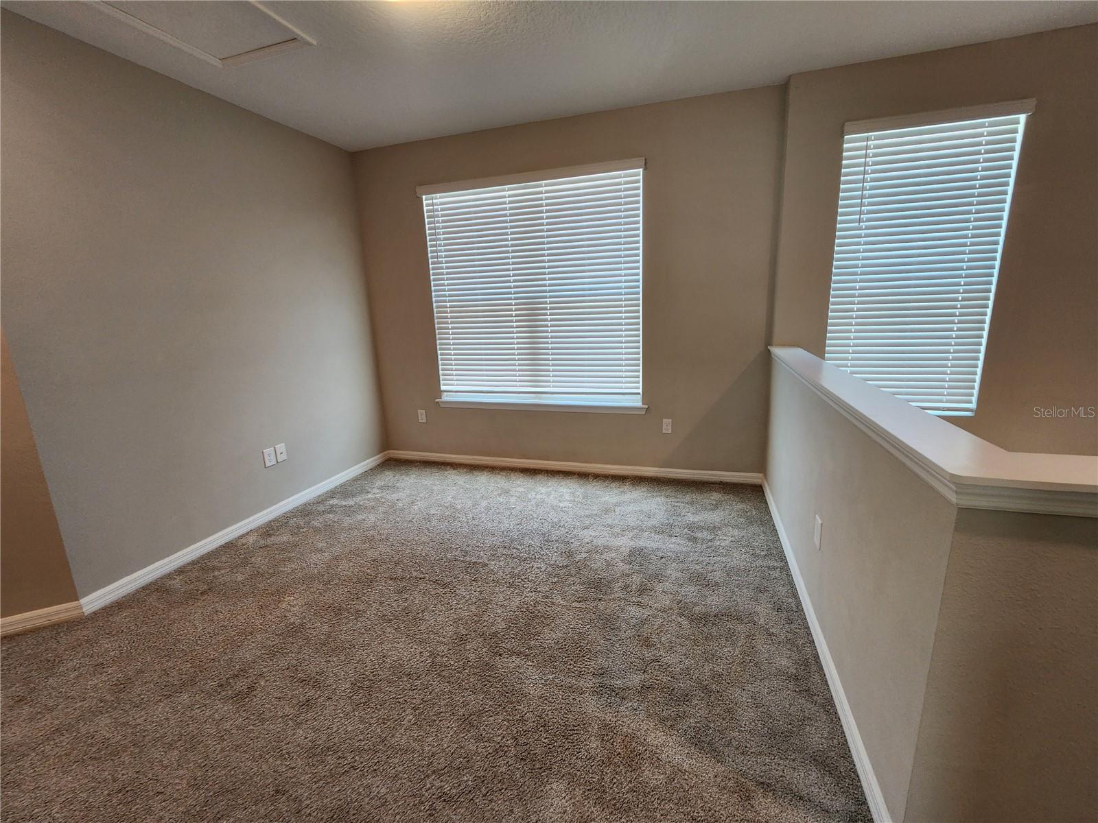 15102 Stuttgart Aly Property Photo 10