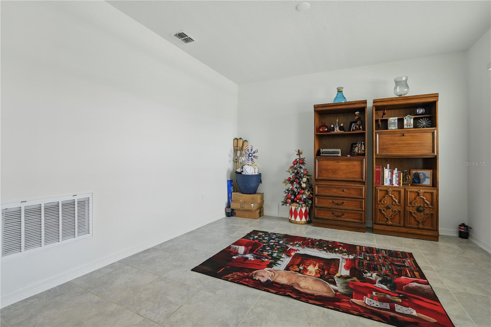4307 Pebbles Throw Dr Property Photo 7