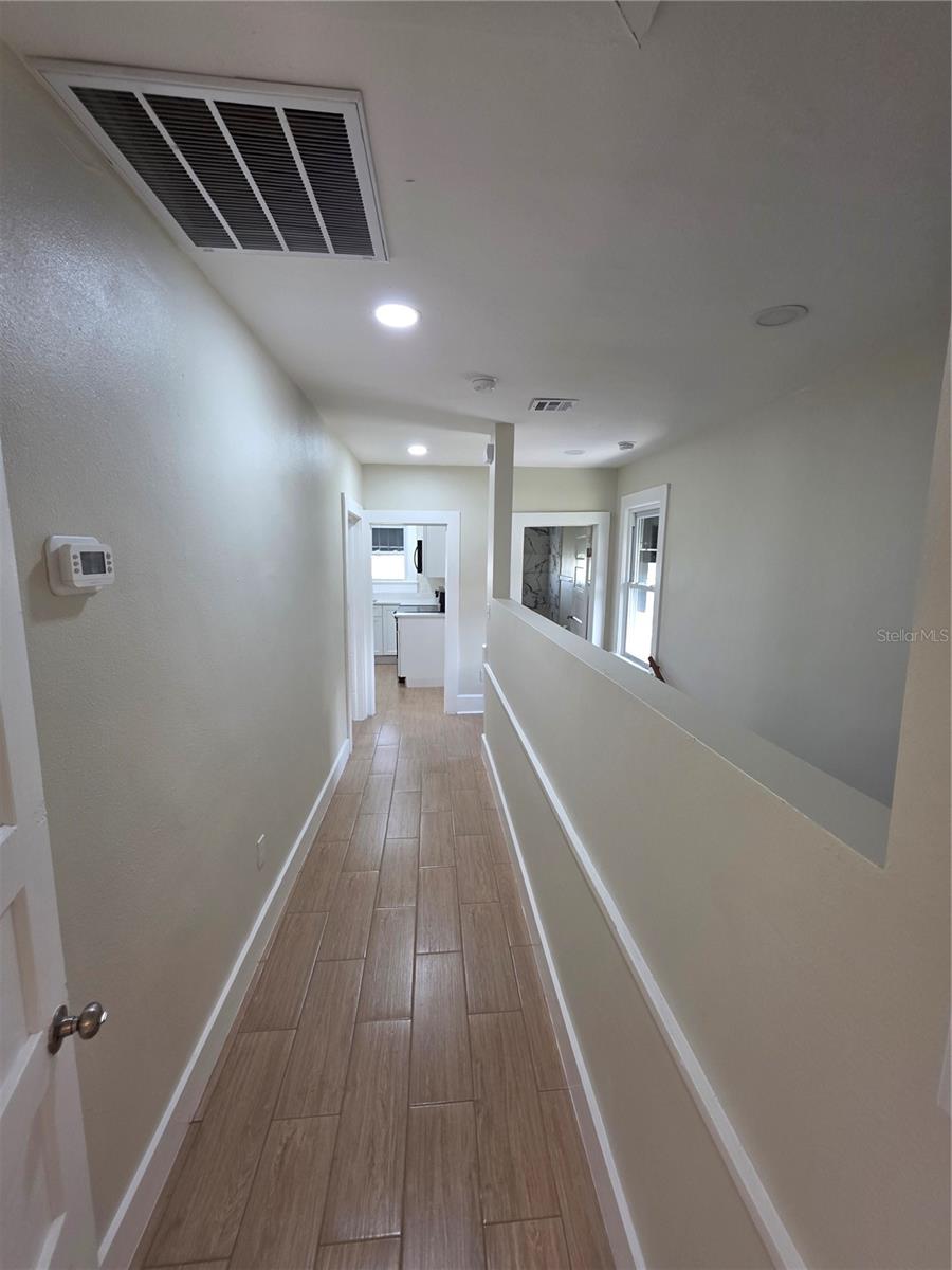 217 S Oak Ave Property Photo 11