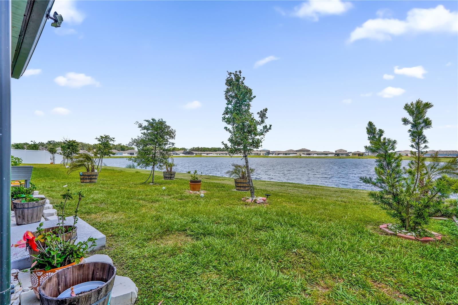 1827 Southfork Dr Property Photo 36