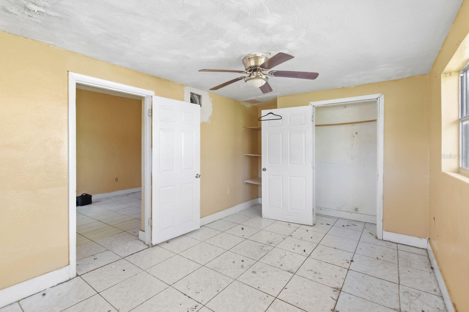4058 Shellman St Property Photo 5