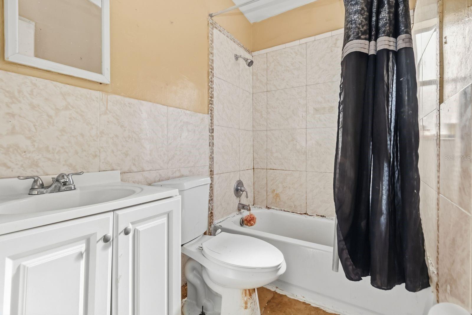 4058 Shellman St Property Photo 7