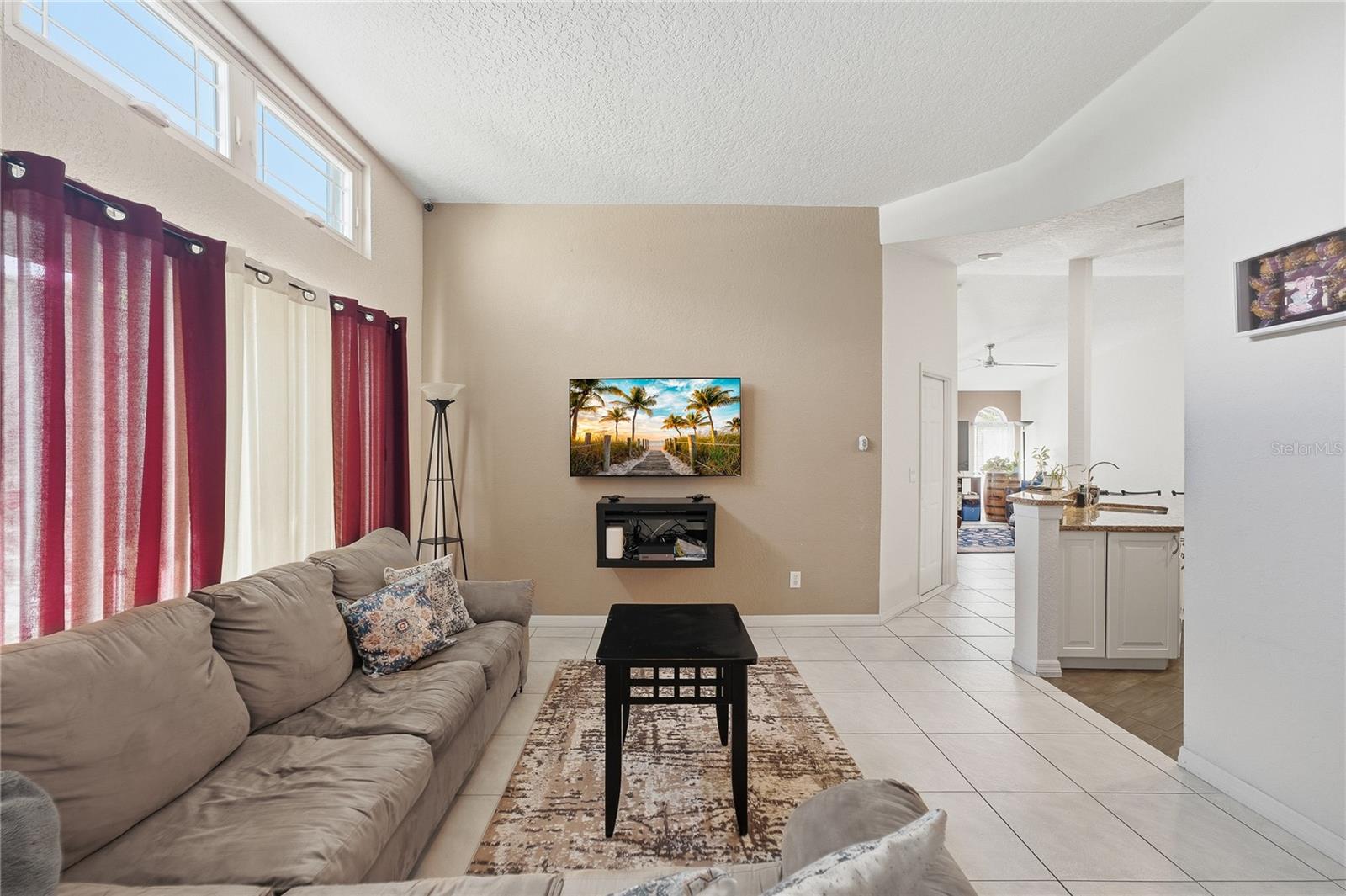 14728 Day Lily Ct Property Photo 4