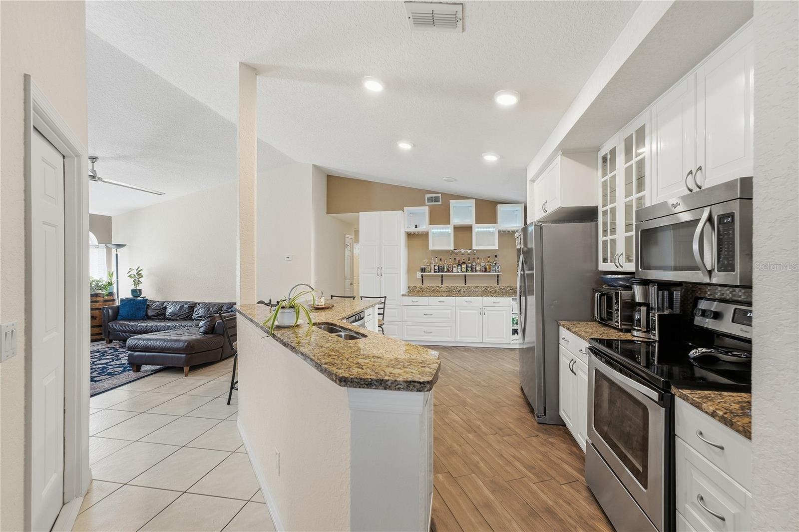 14728 Day Lily Ct Property Photo 8