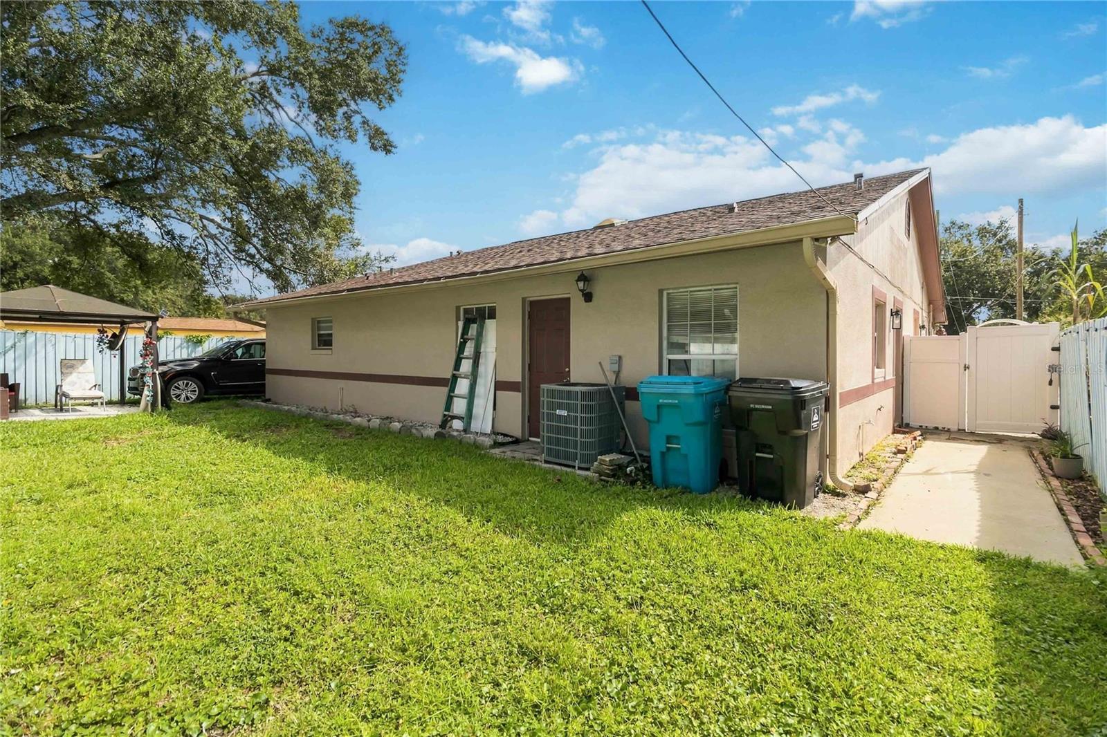 1530 Guinyard Way Property Photo 25