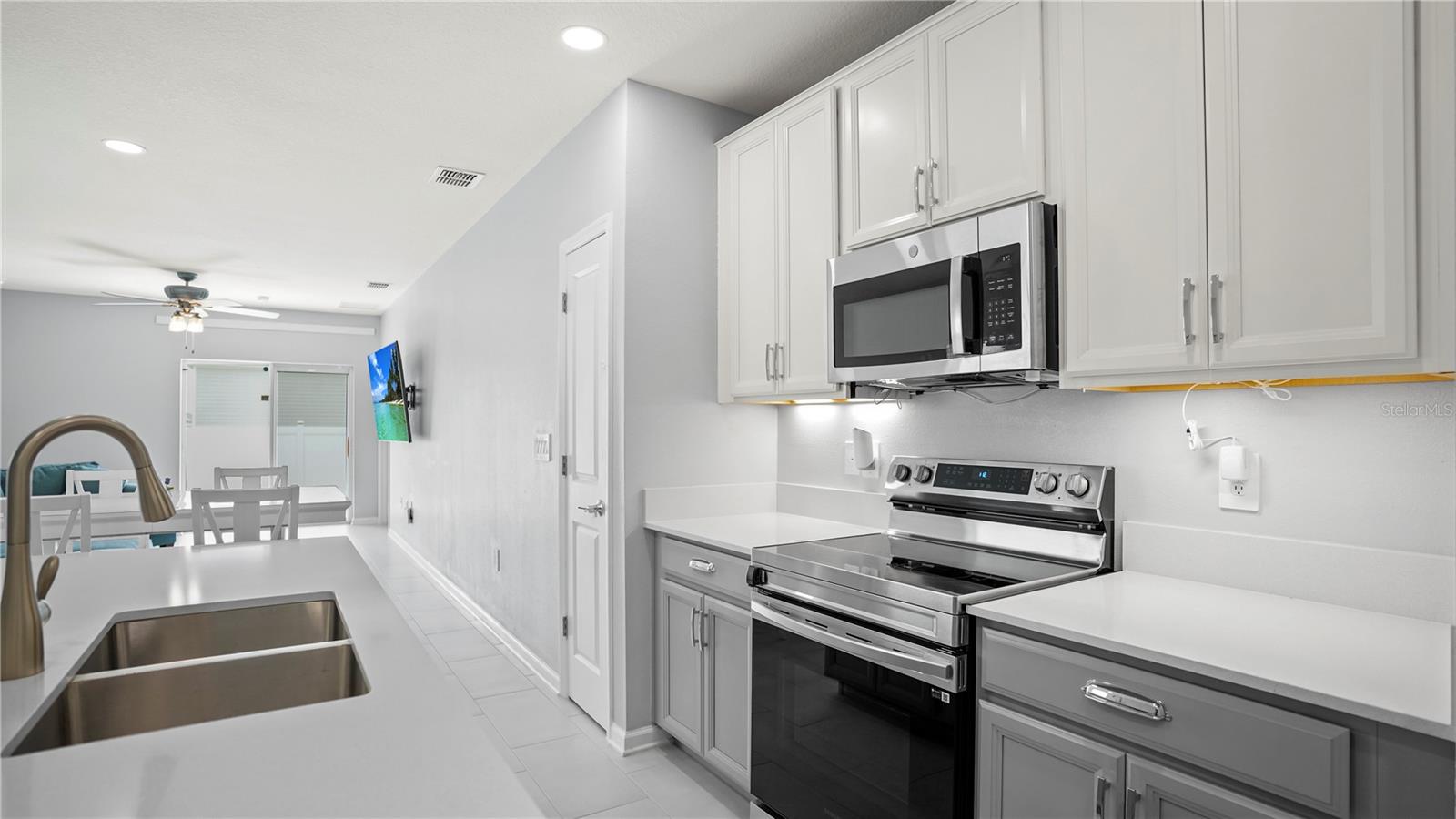6943 Wilson Pasture Ave Property Photo 13