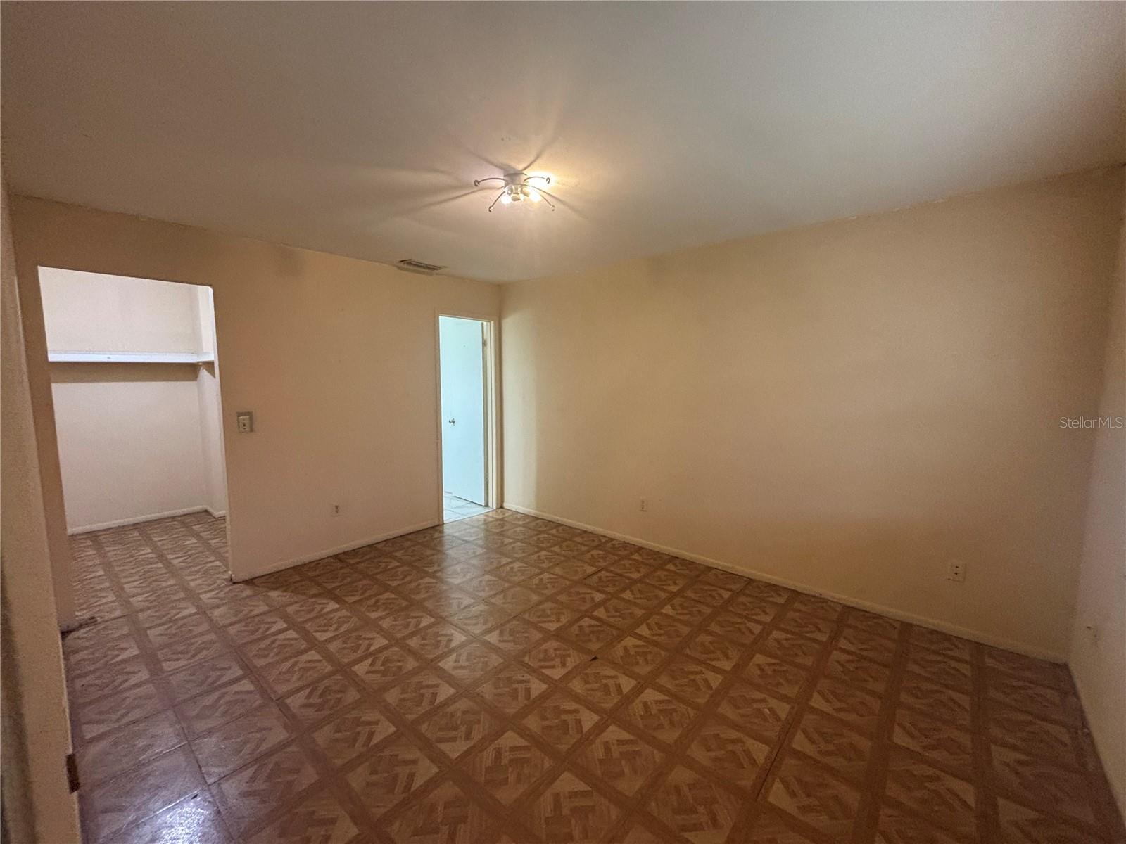 12890 Montana Woods Ln Property Photo 6