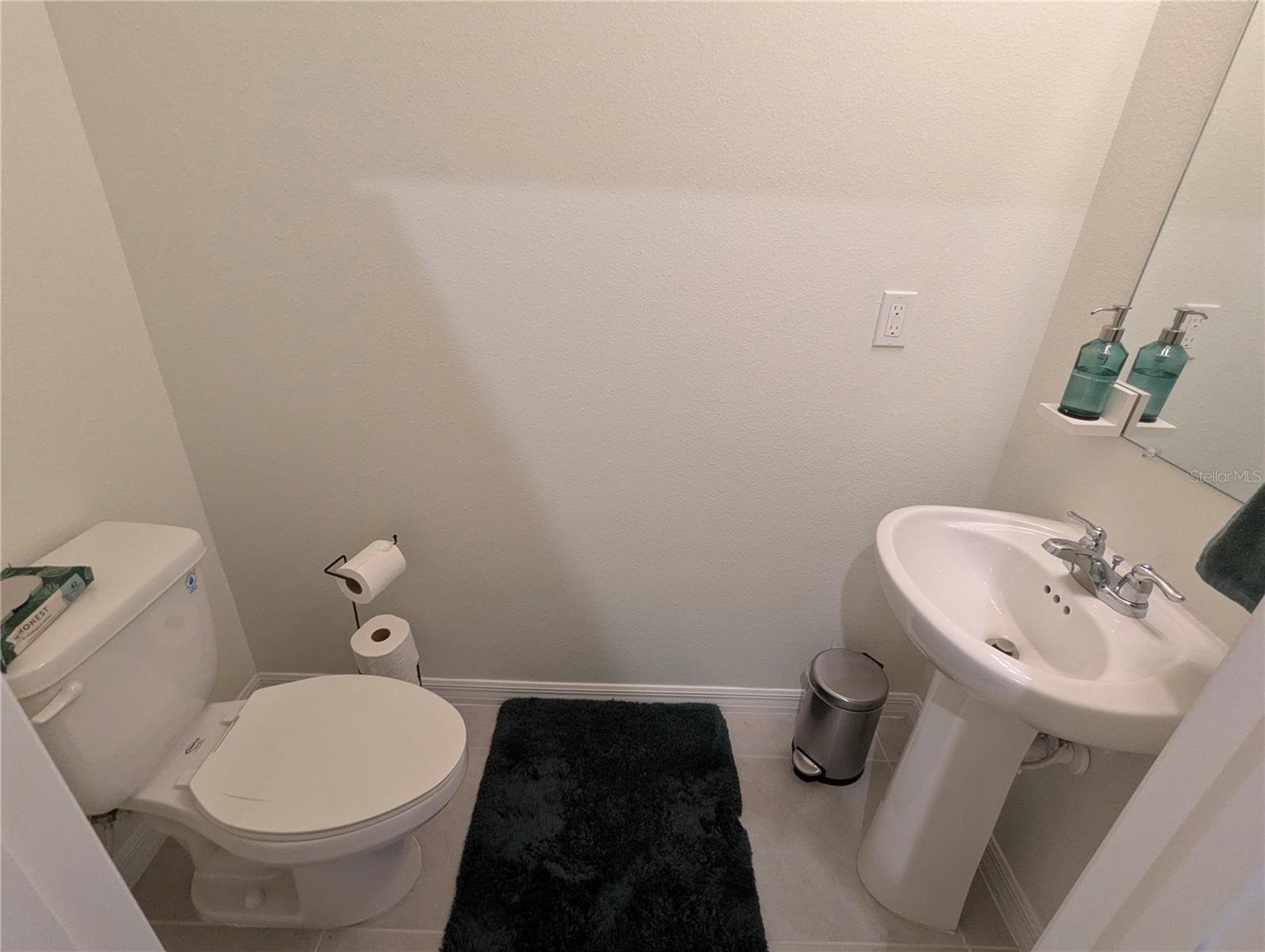 8855 Herencia Aly Property Photo 8