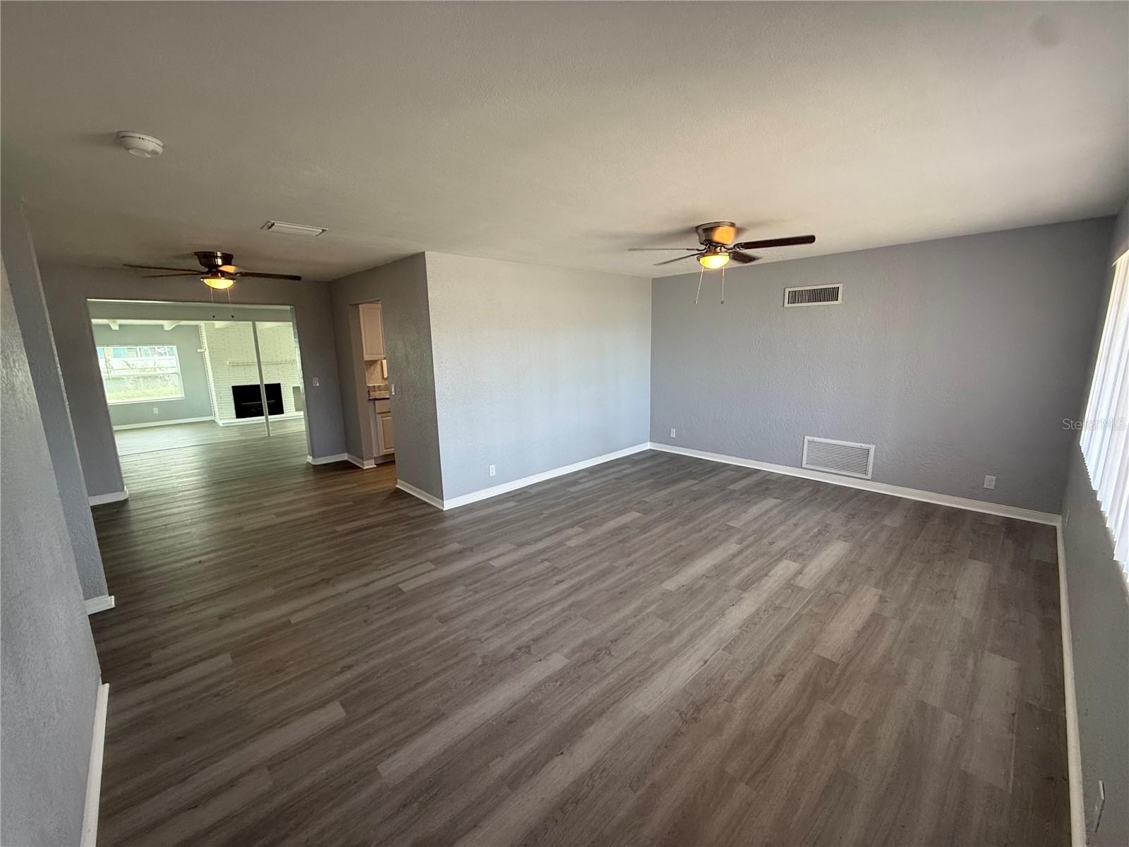 1259 Bel Aire Dr Property Photo 7