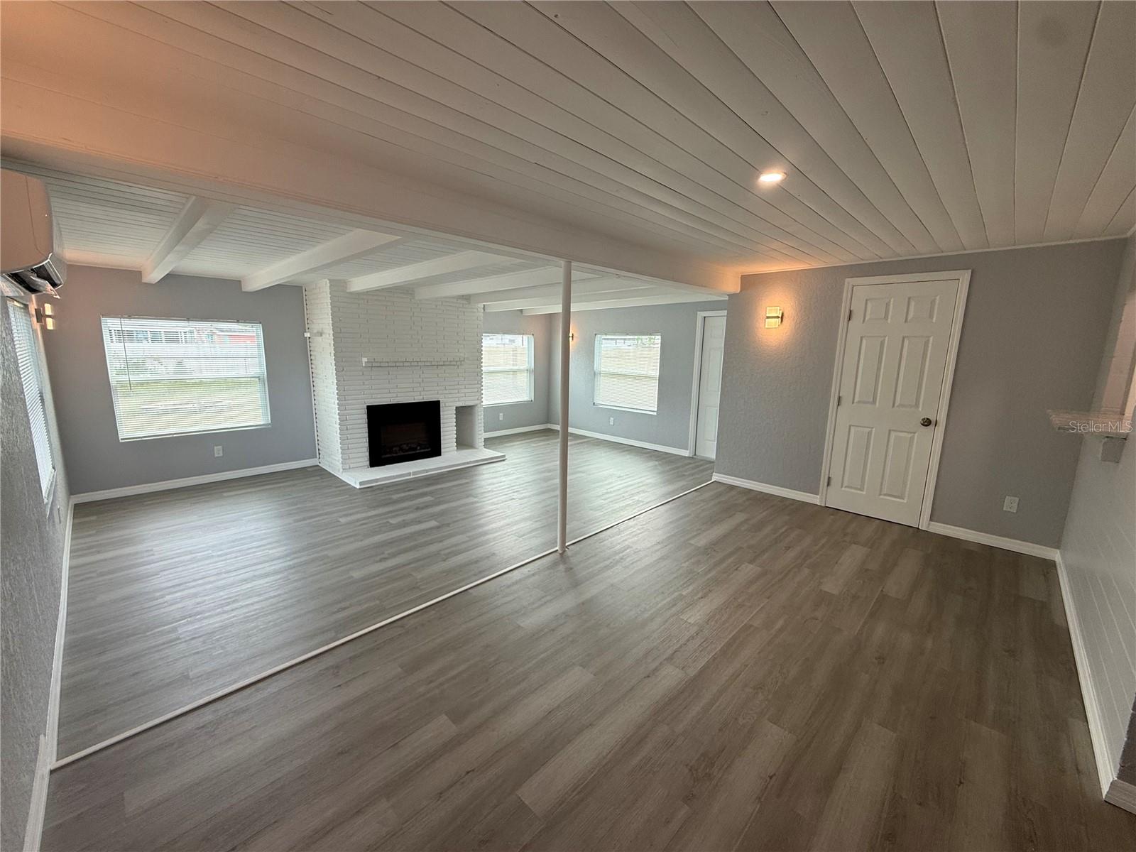1259 Bel Aire Dr Property Photo 18