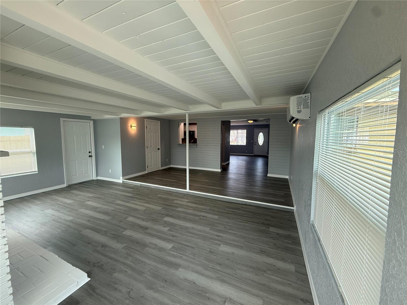 1259 Bel Aire Dr Property Photo 24