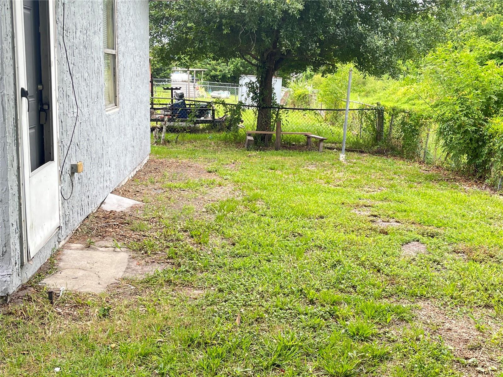 300 Campus View Dr Property Photo 14