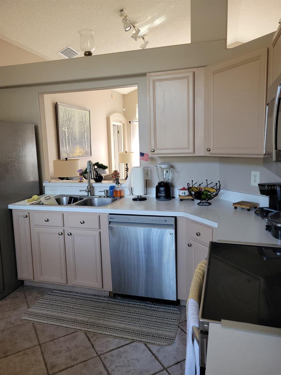 13706 Riverpath Grove Dr Property Photo 8