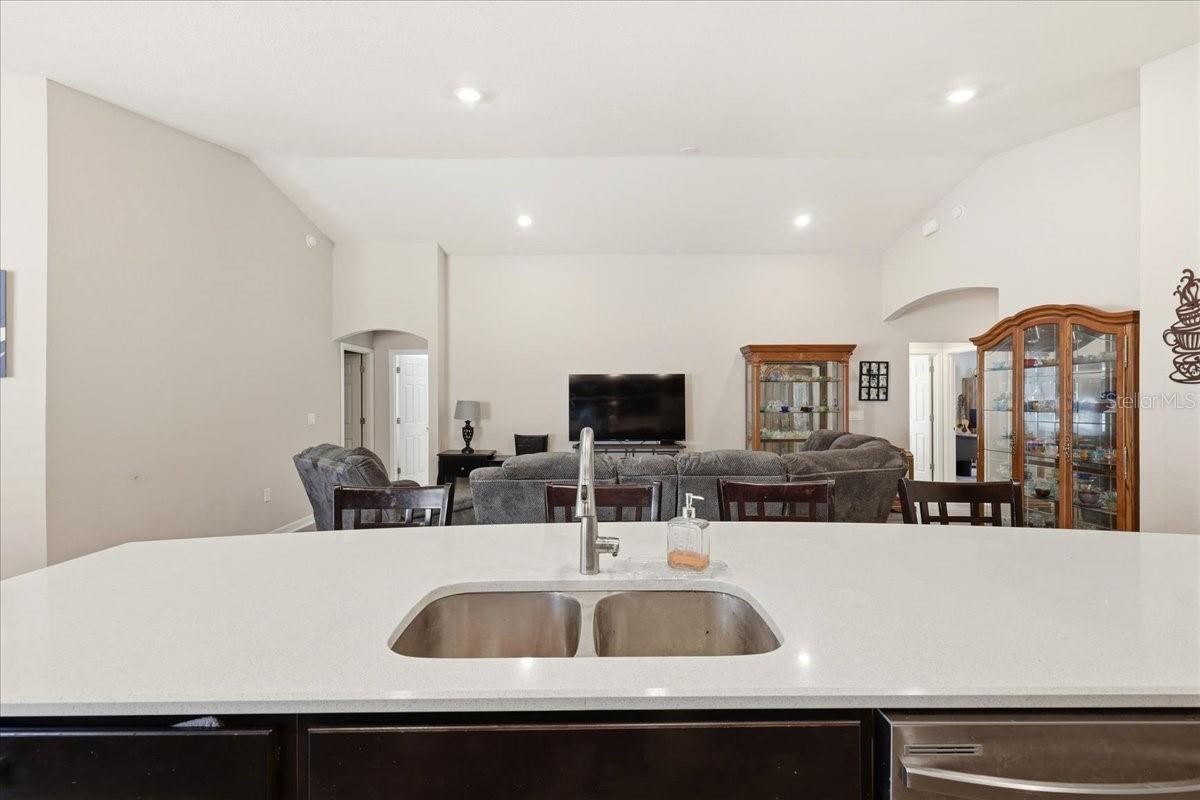 2447 Matterhorn Trl Property Photo 11