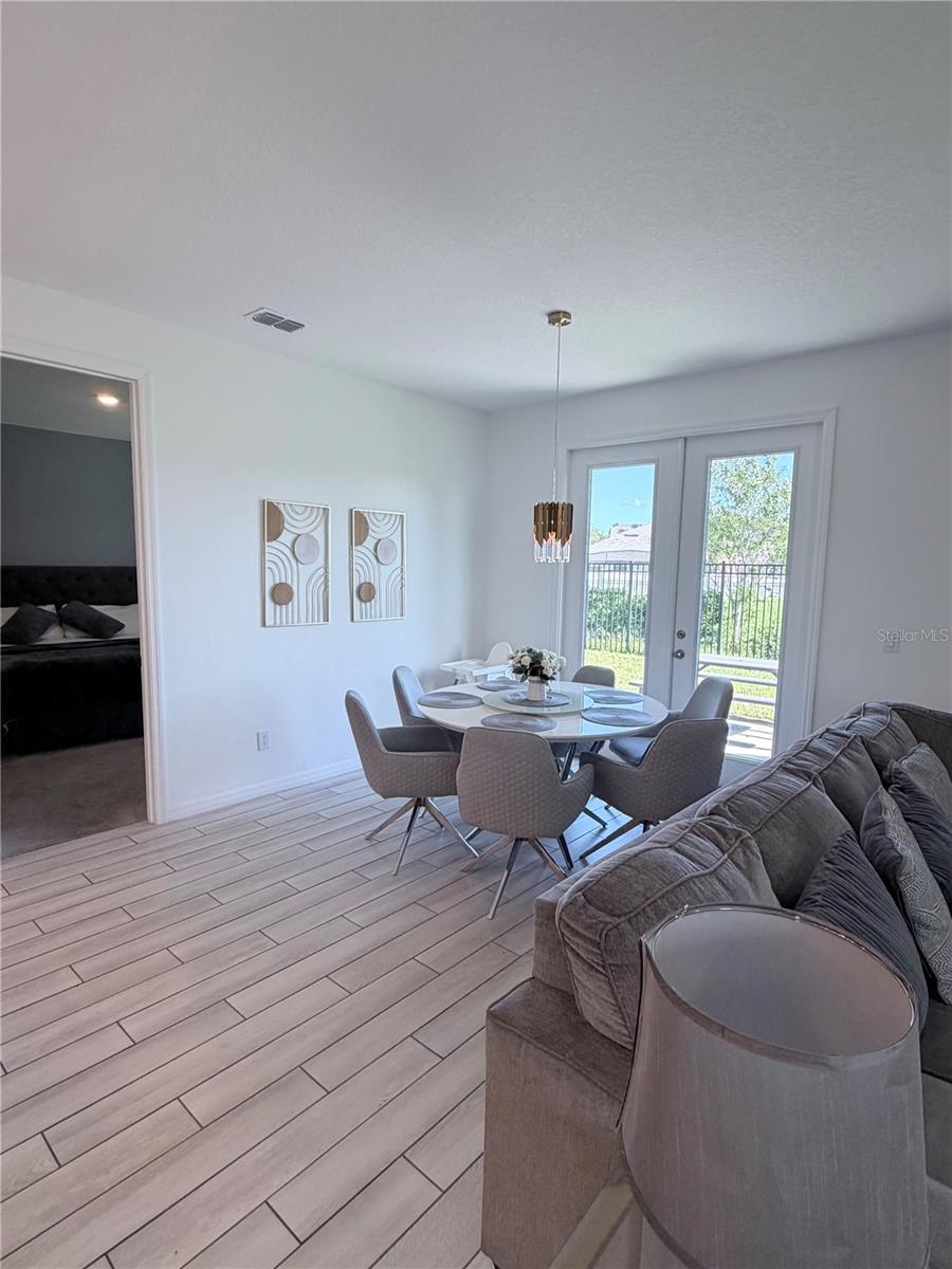 2166 Derwent Property Photo 4