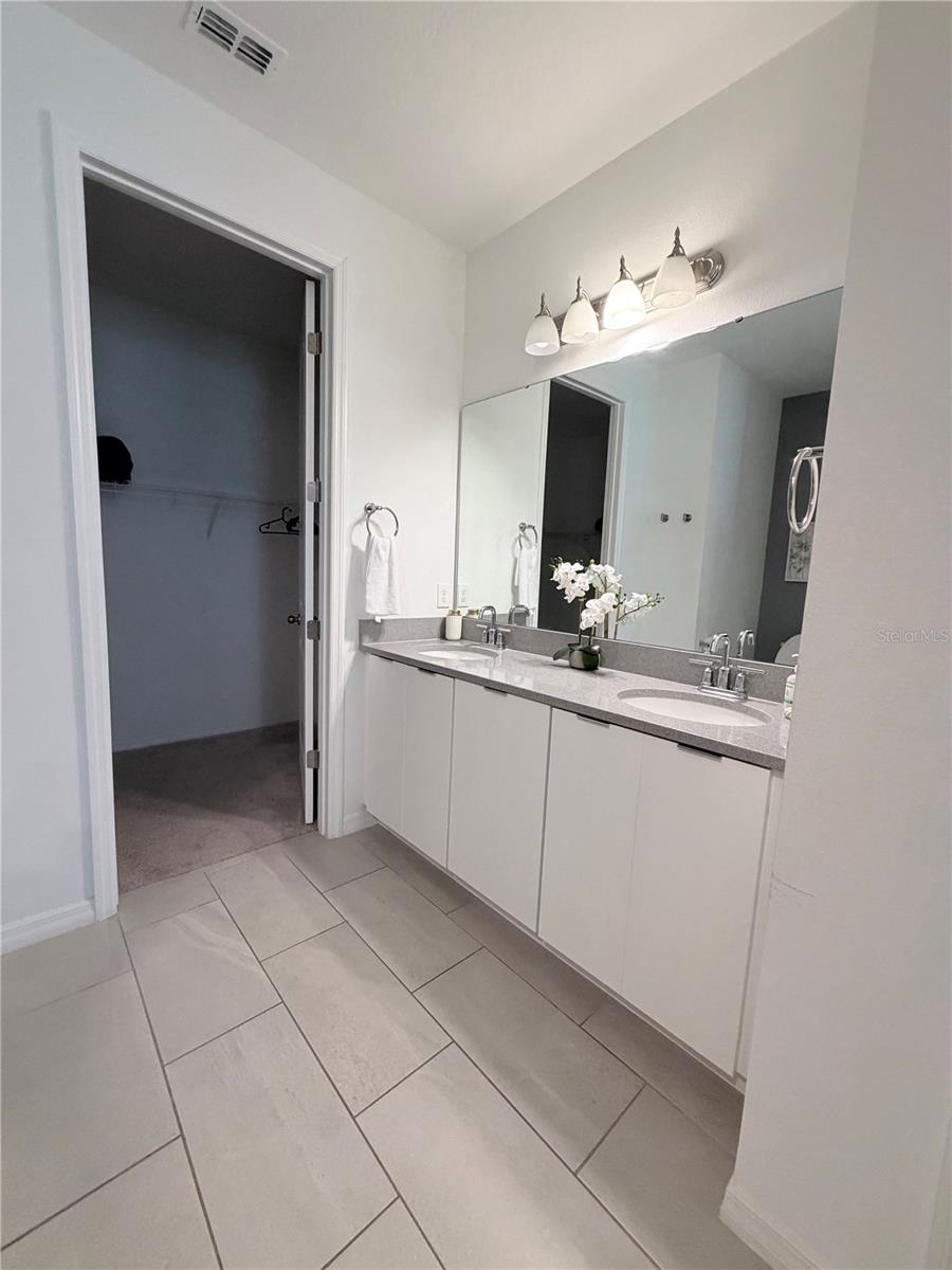 2166 Derwent Property Photo 8