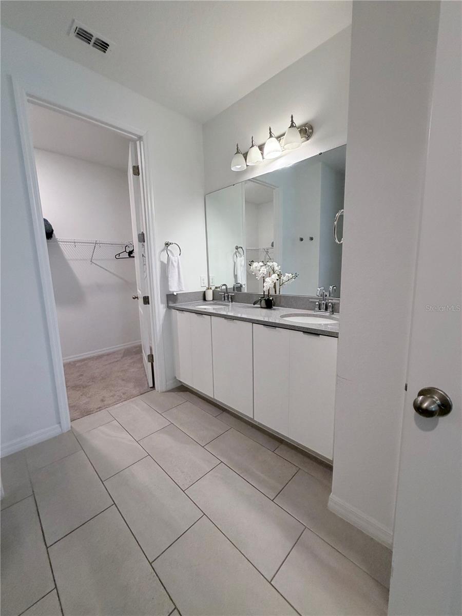 2166 Derwent Property Photo 11