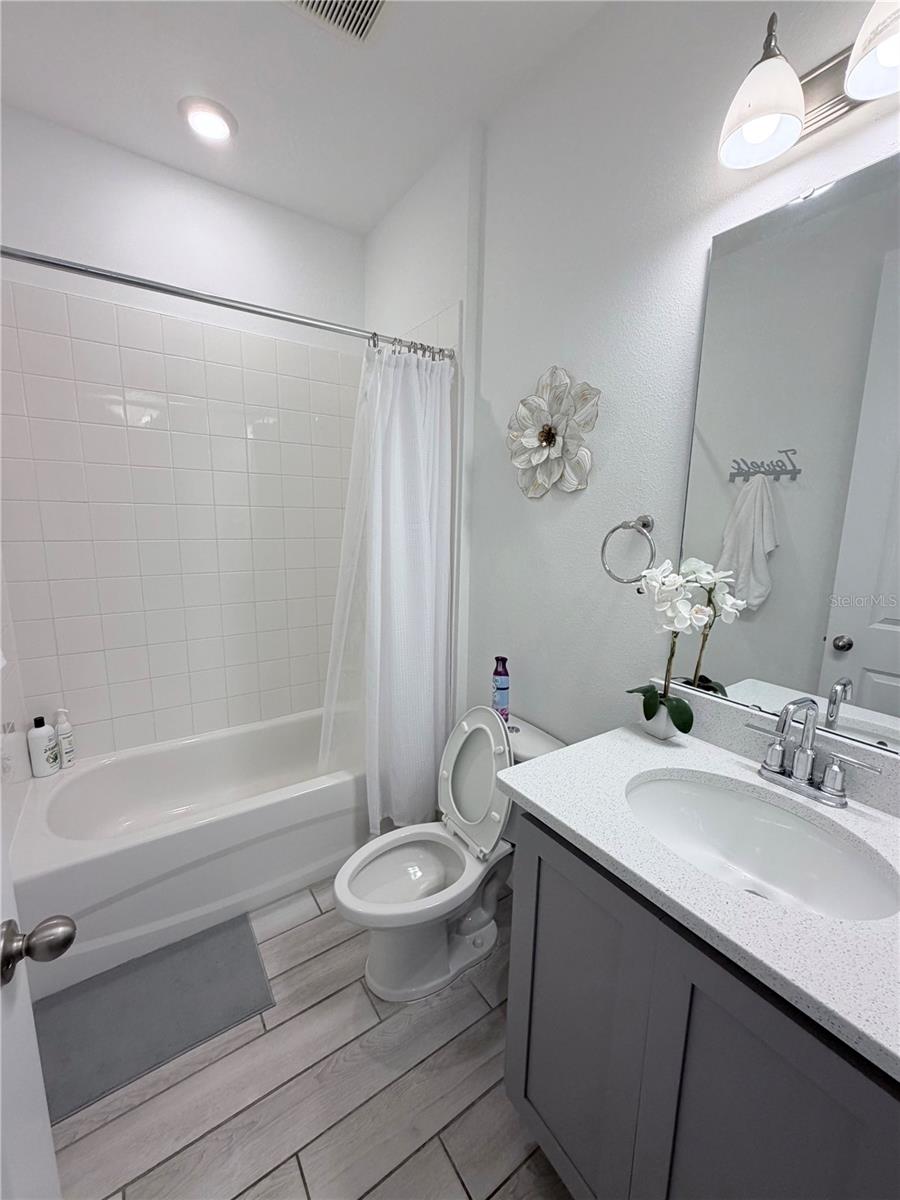 2166 Derwent Property Photo 16