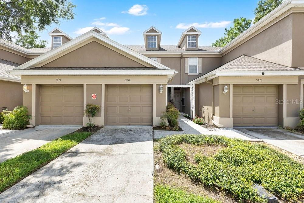 9811 Fan Palm Way Property Photo 1