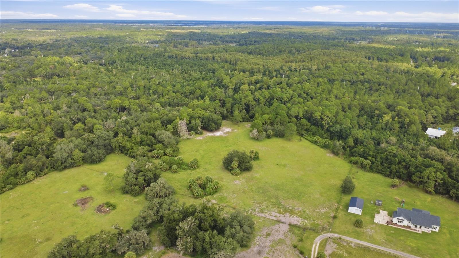 Seneca Oaks Trail Property Photo 4