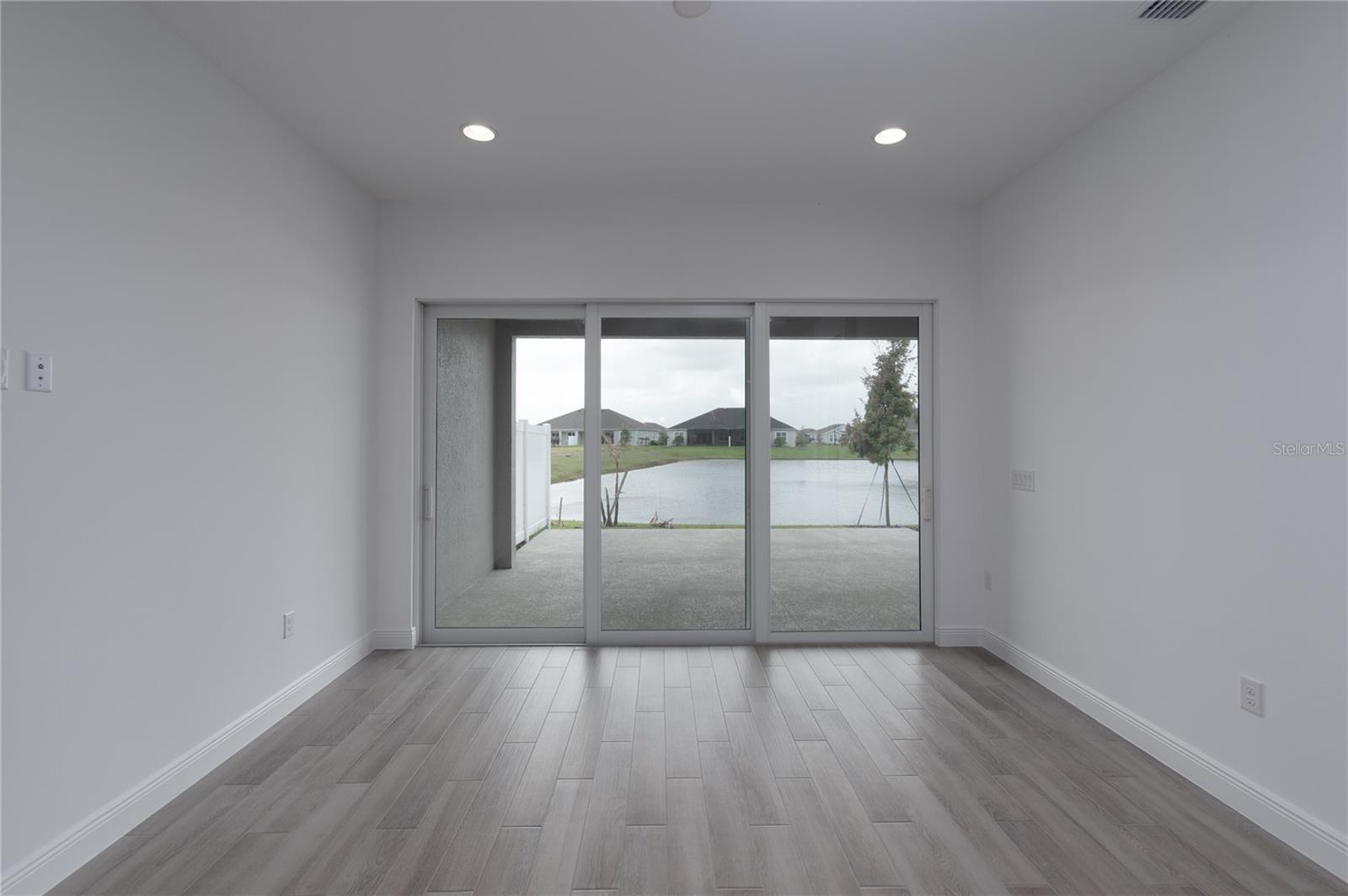 3371 Galeras Dr Property Photo 9