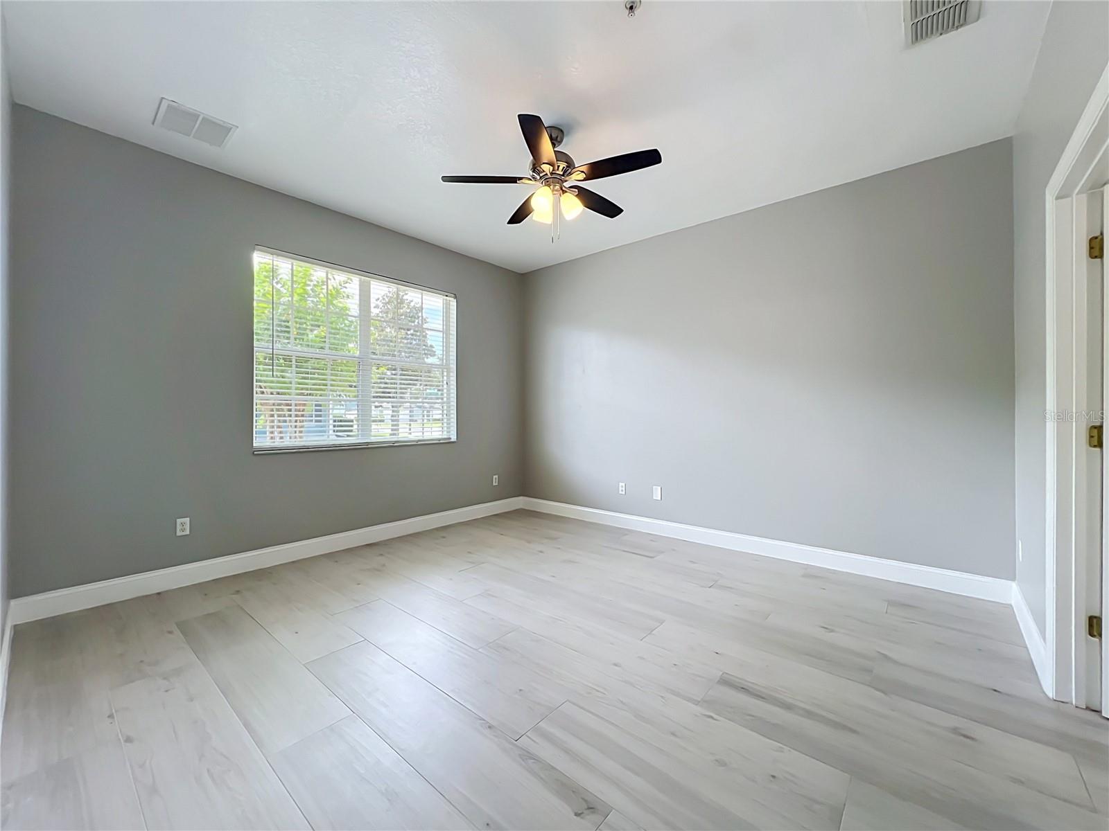 10157 Ridgebloom Ave Property Photo 20