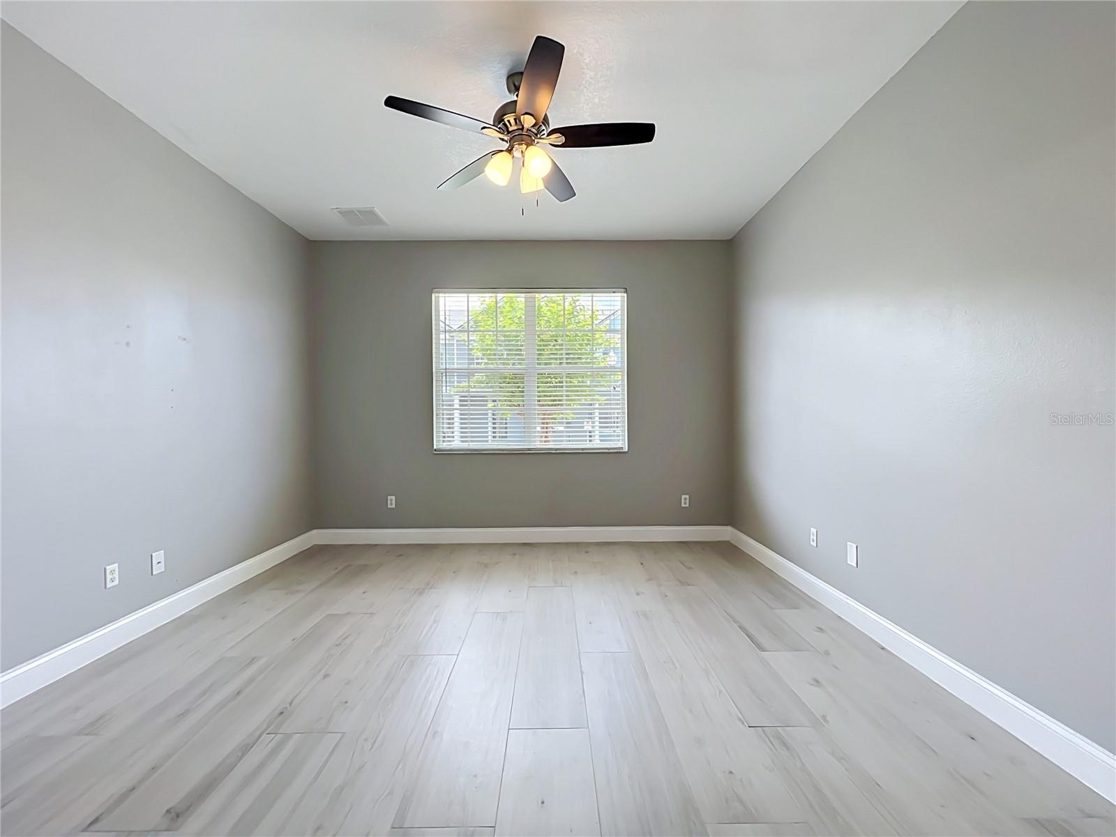 10157 Ridgebloom Ave Property Photo 21