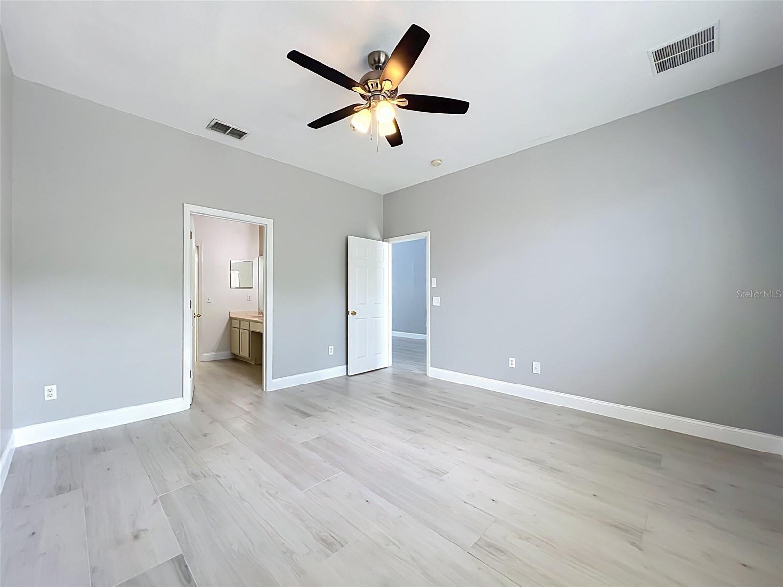 10157 Ridgebloom Ave Property Photo 22