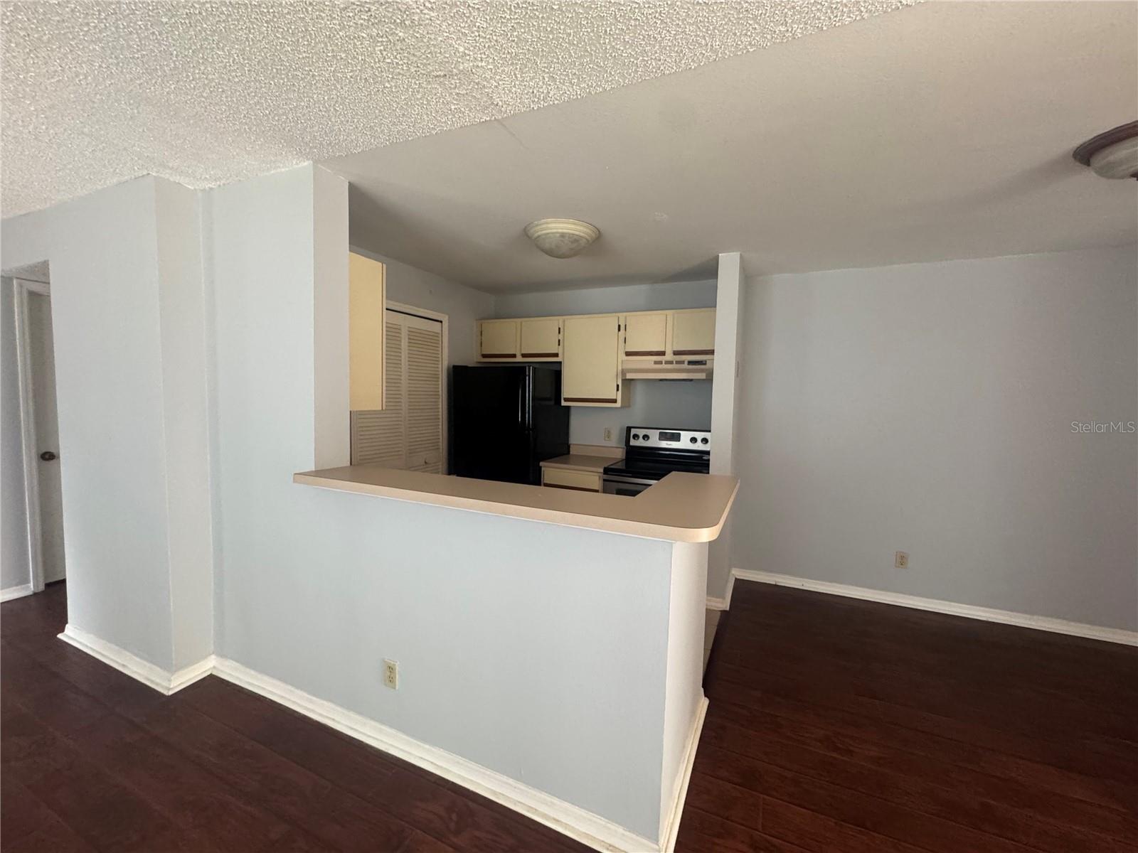 6154 Westgate Dr #202 Property Photo 3