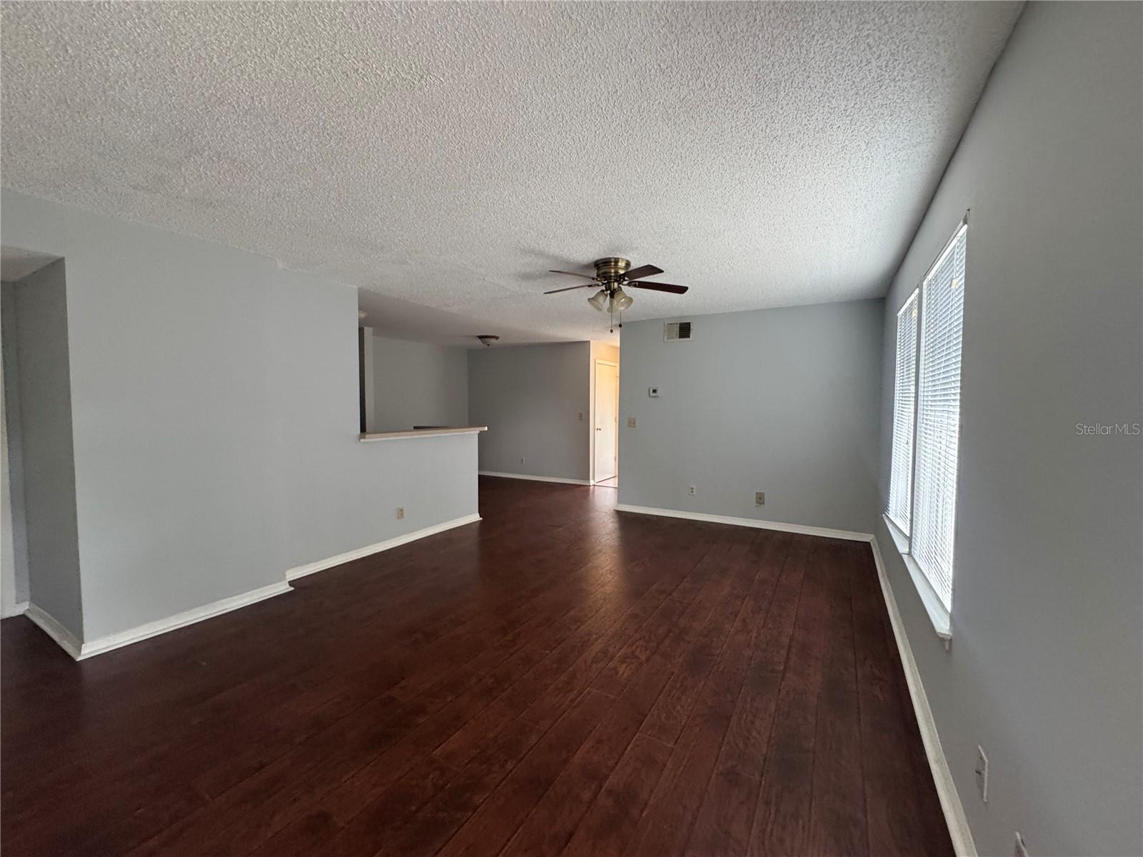 6154 Westgate Dr #202 Property Photo 7