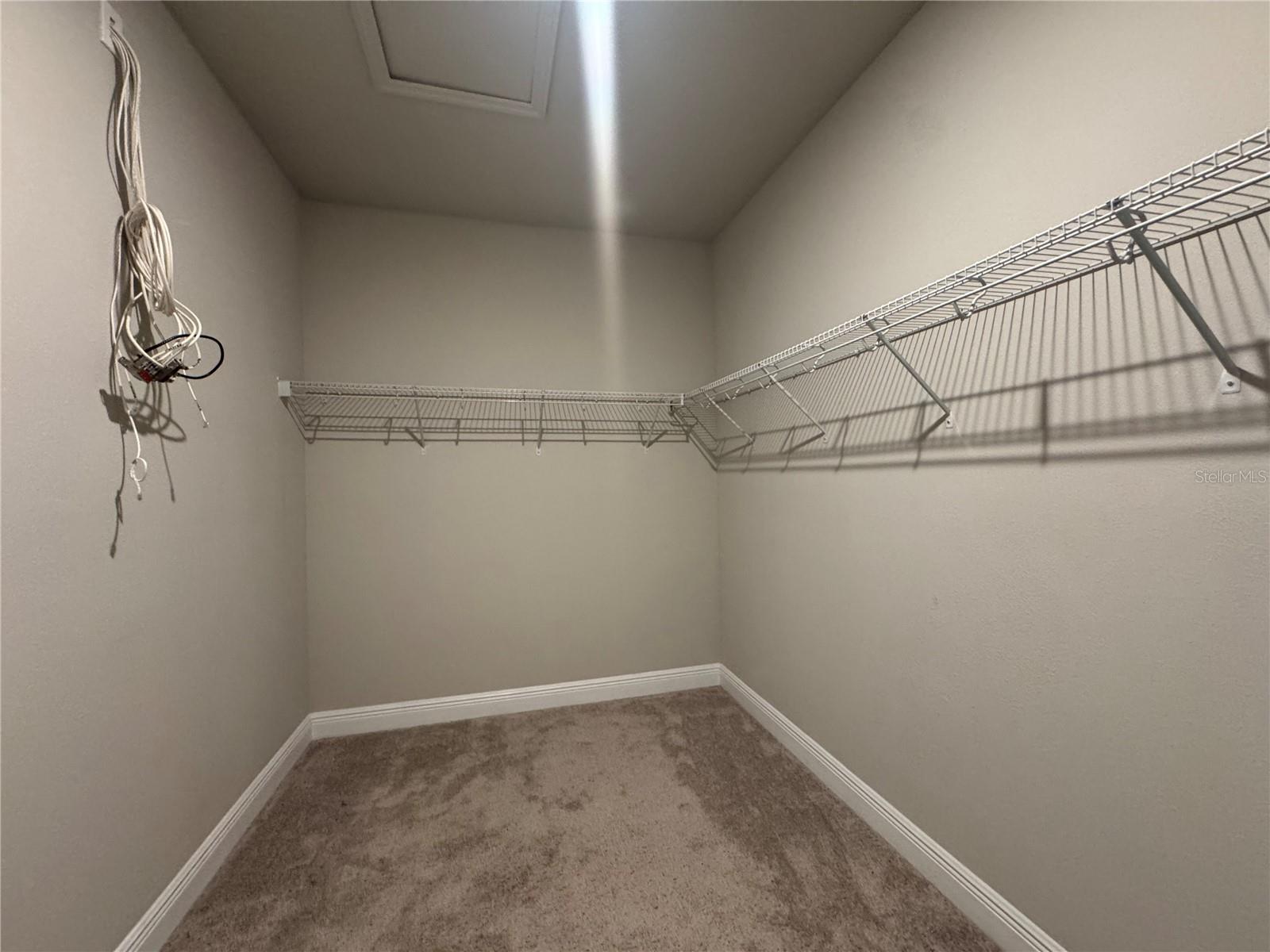 2305 Shadowland Loop Property Photo 14