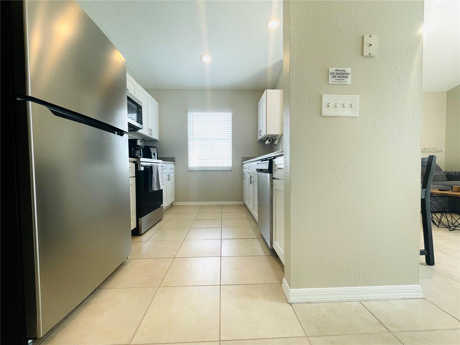 1046 Durango Loop St Property Photo 12