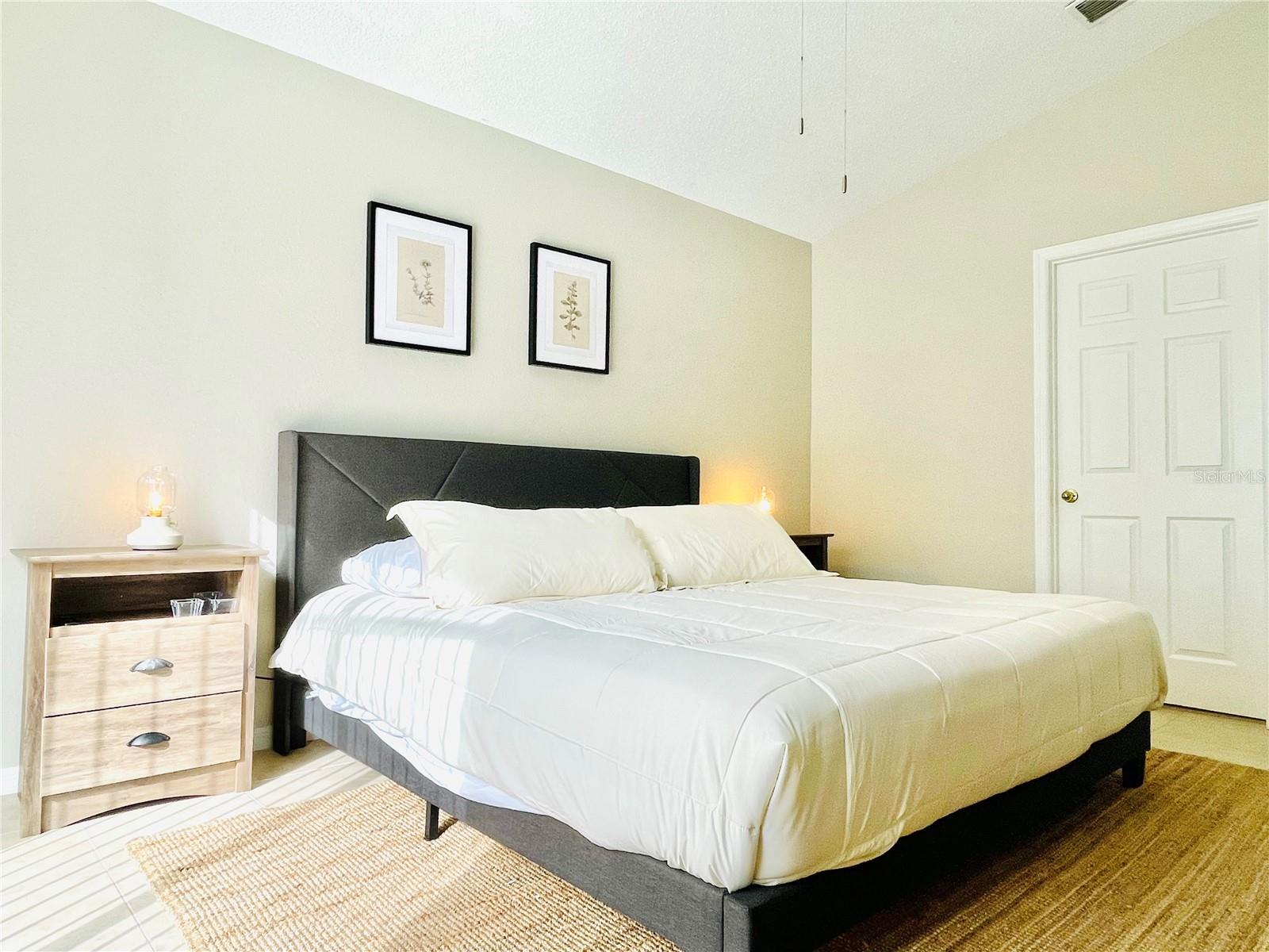 1046 Durango Loop St Property Photo 23
