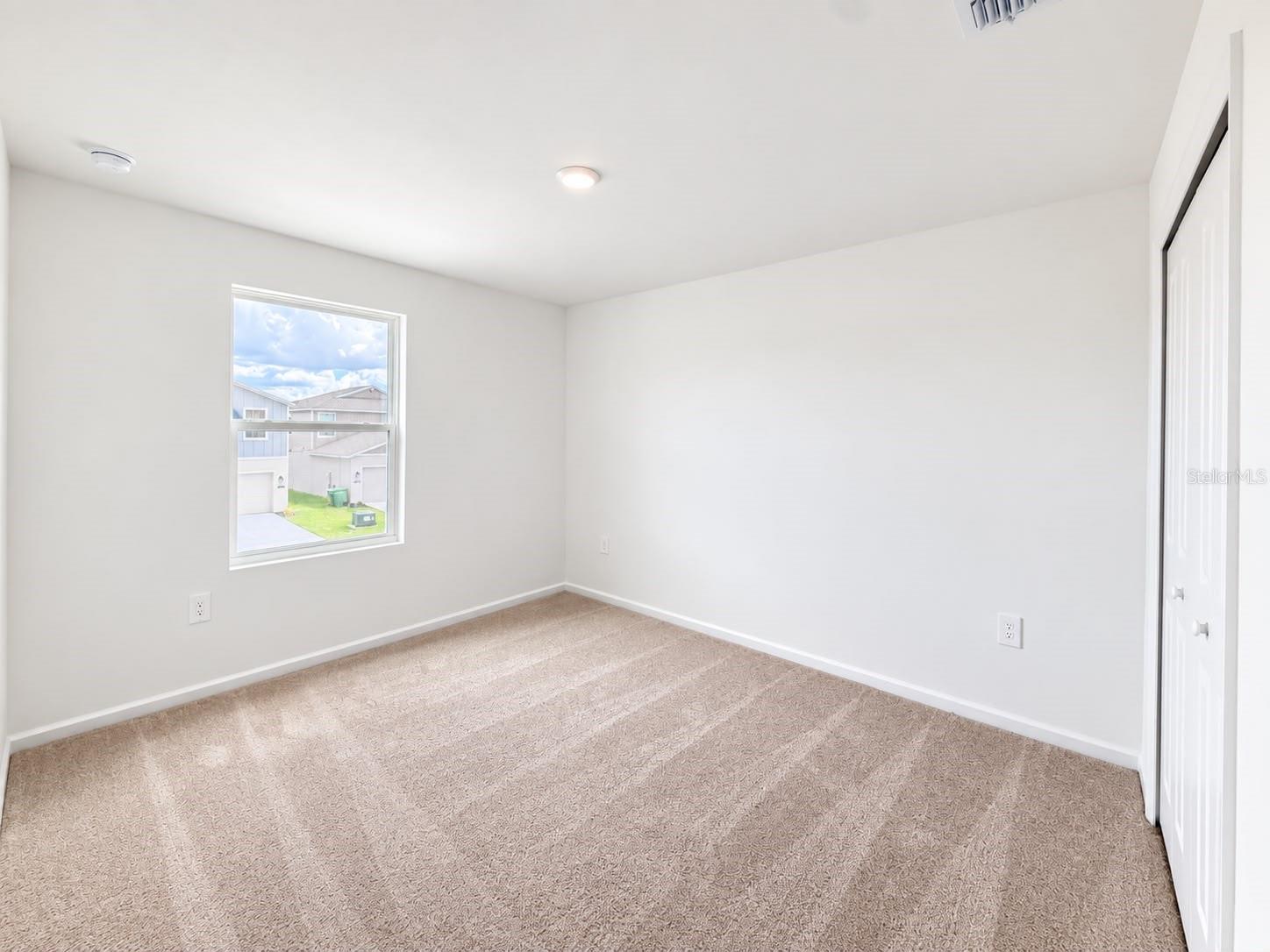 6221 Botticella Blvd Property Photo 13