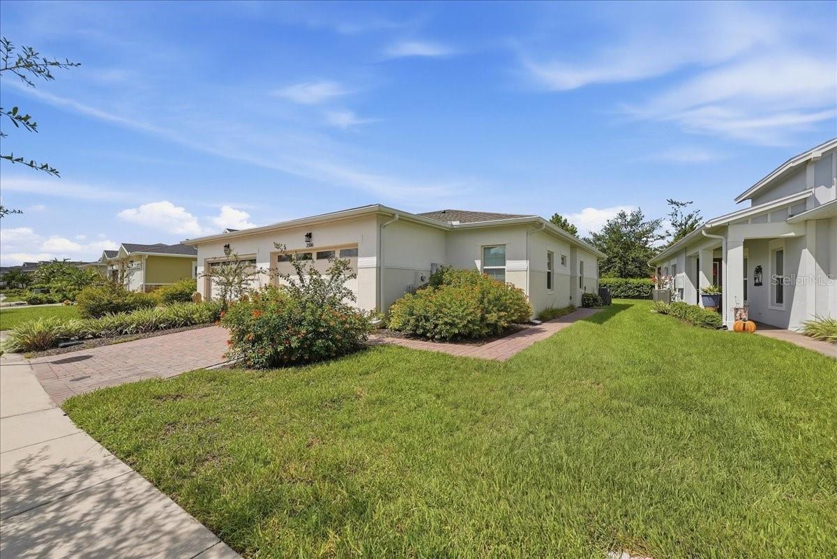 2506 Datura Loop Property Photo 4