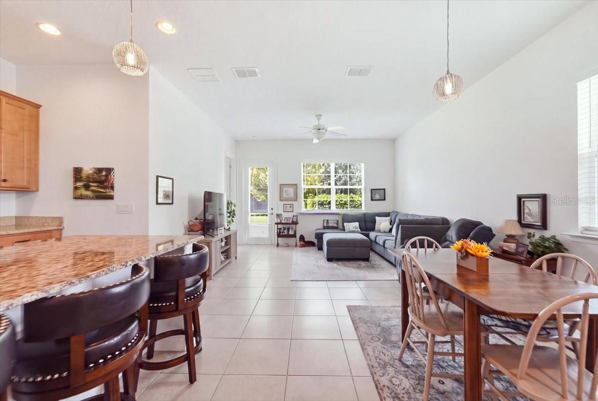2506 Datura Loop Property Photo 6