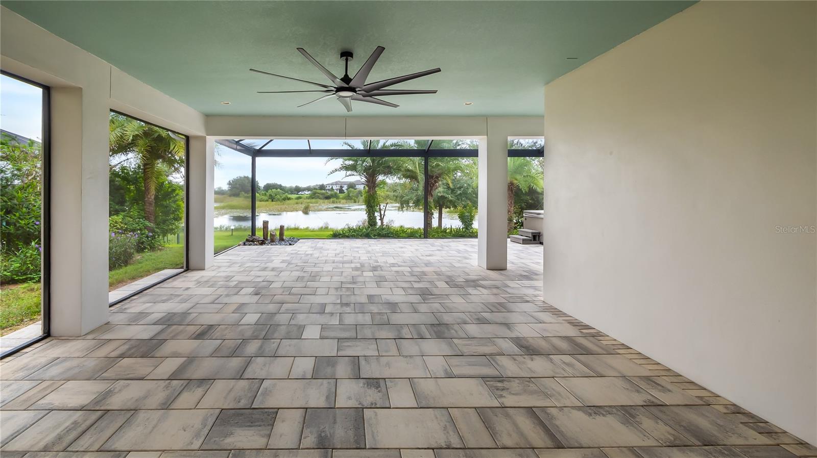 15594 Shorebird Ln Property Photo 35