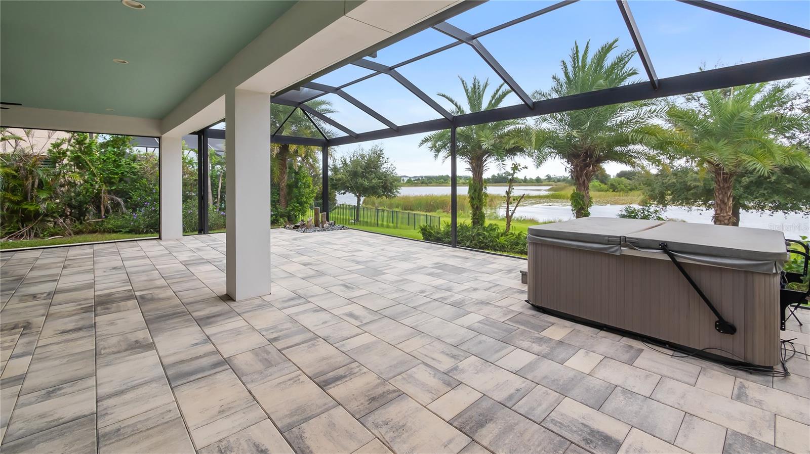 15594 Shorebird Ln Property Photo 41