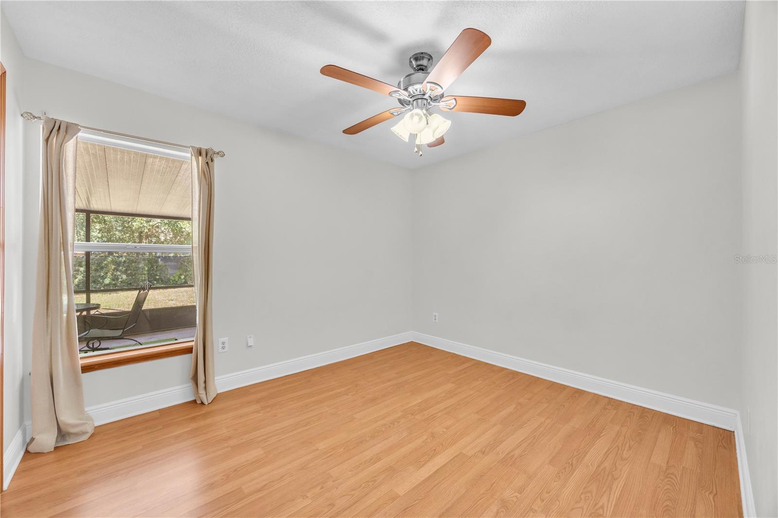 2430 Kalch Ct Property Photo 27