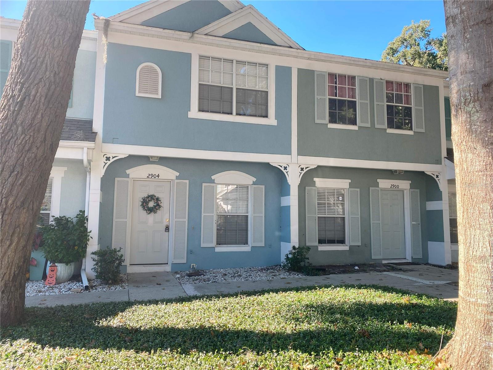 2904 WOODLANDS PARK CT Property Photo 1