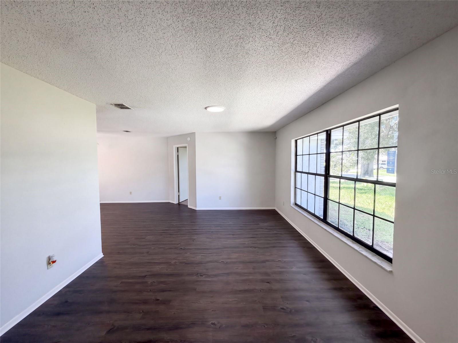 7704 Simon Ridge Ct Property Photo 10