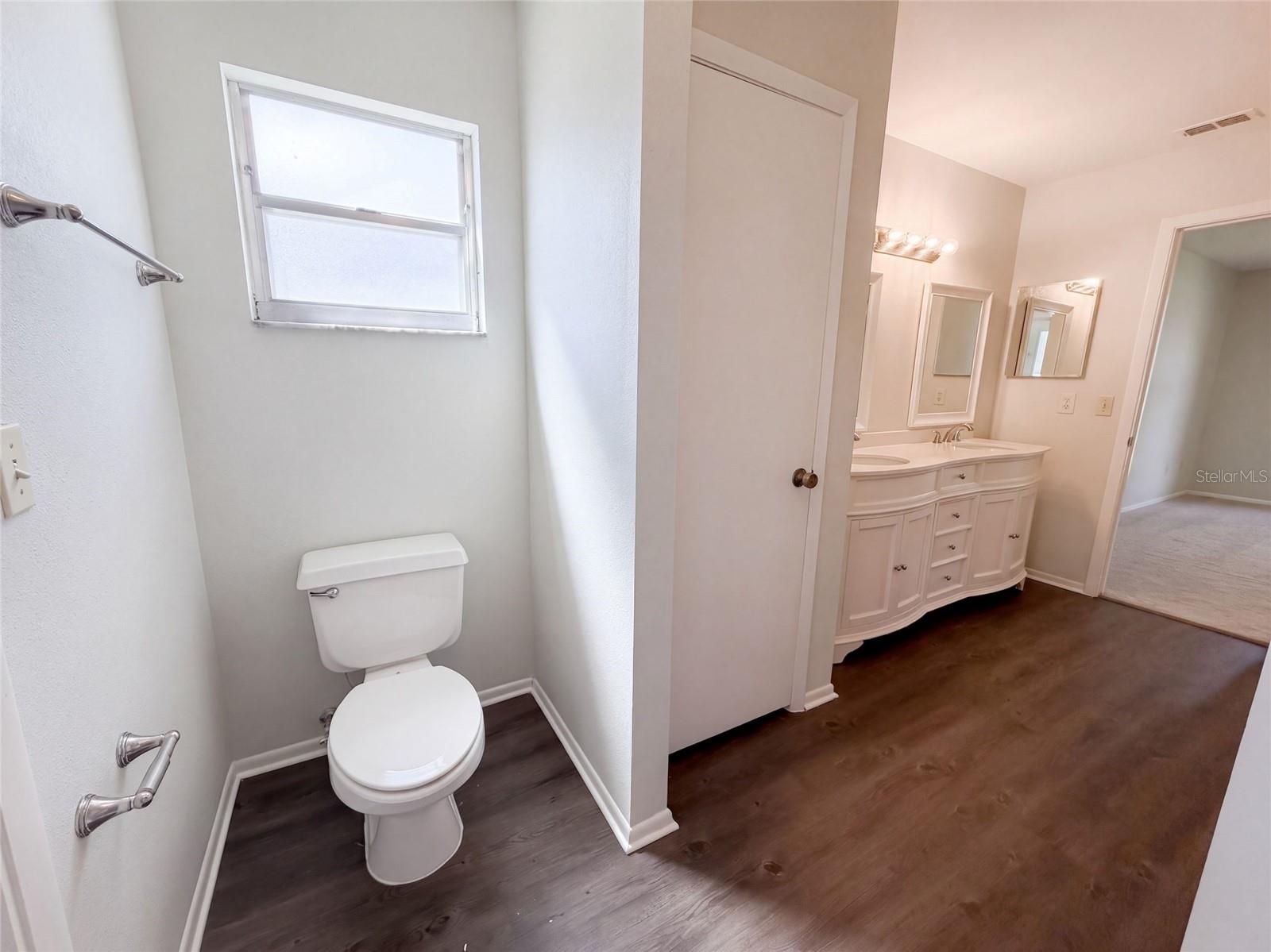 7704 Simon Ridge Ct Property Photo 23