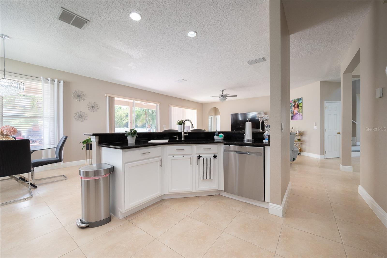 2122 Cascades Cove Dr Property Photo 20