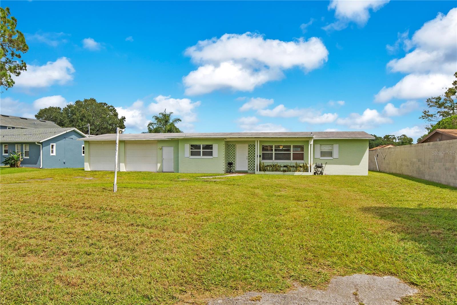 5701 Padgett Cir Property Photo 1