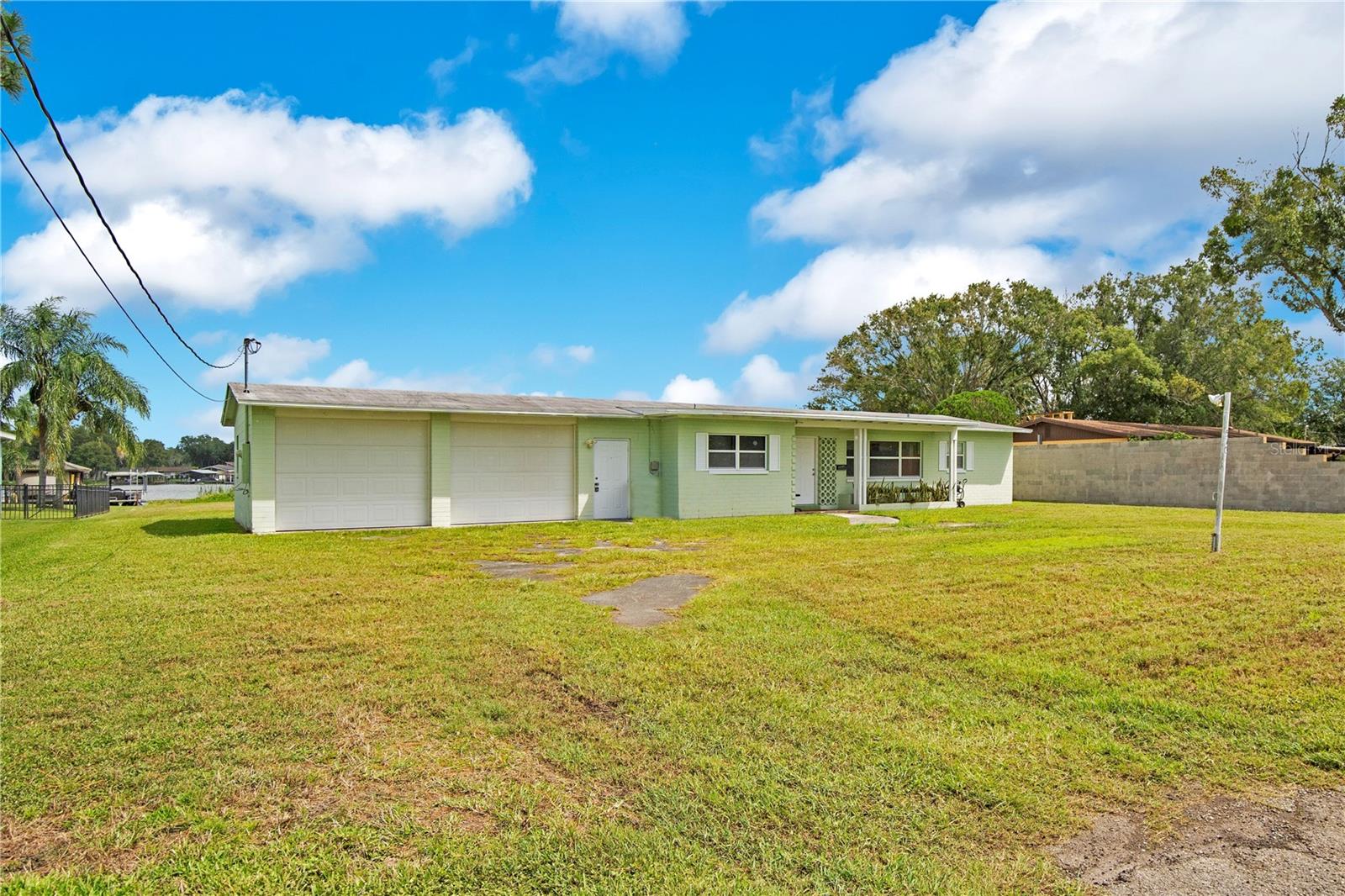 5701 Padgett Cir Property Photo 4