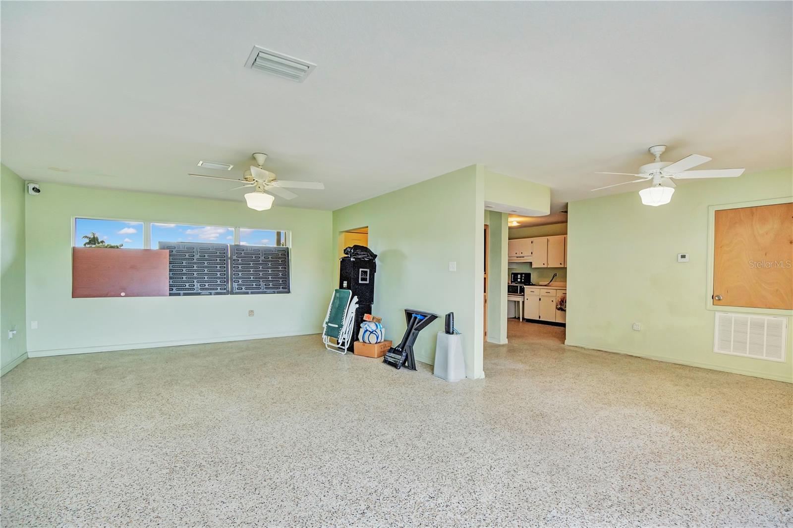 5701 Padgett Cir Property Photo 7