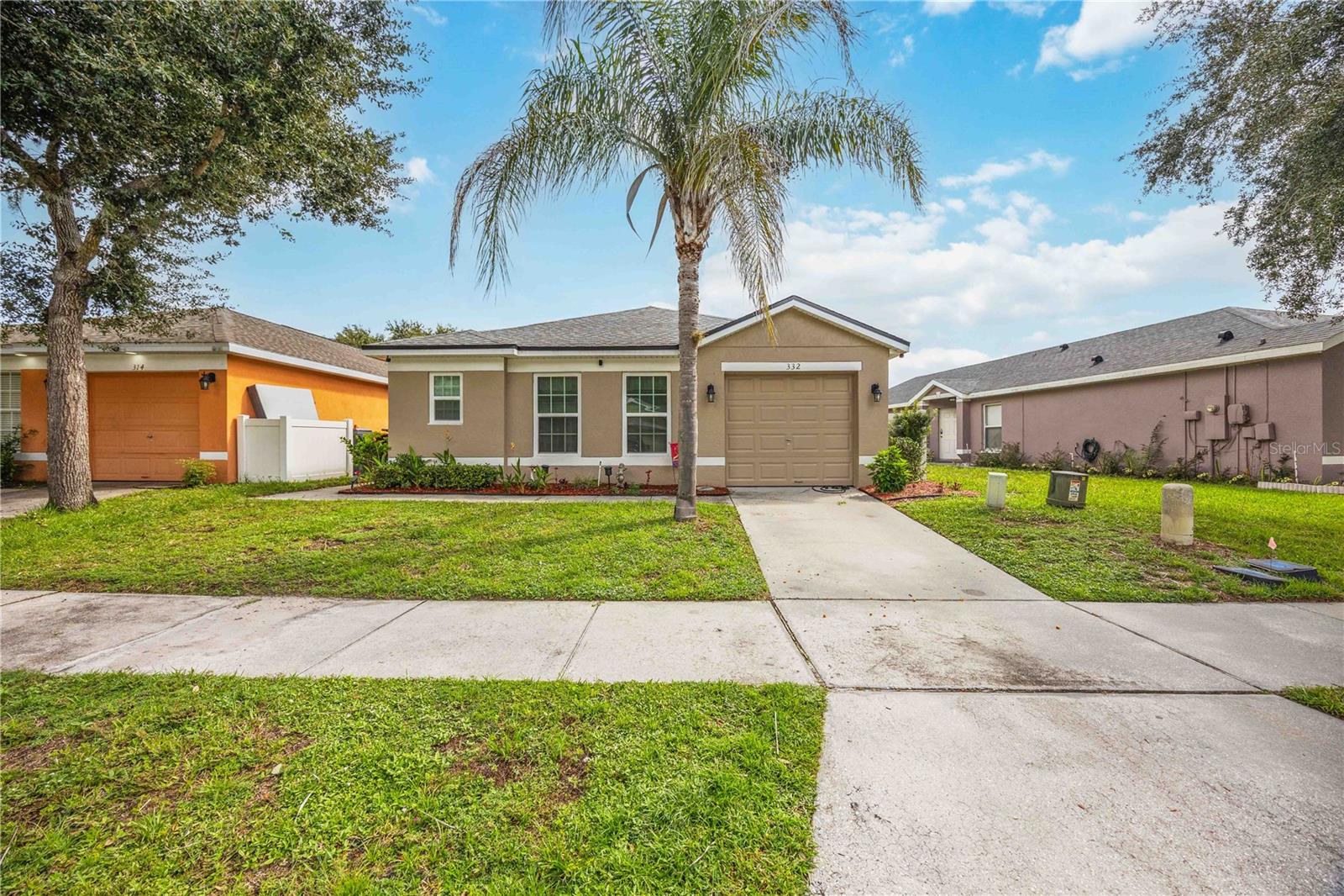332 SCRUB JAY WAY Property Photo 1